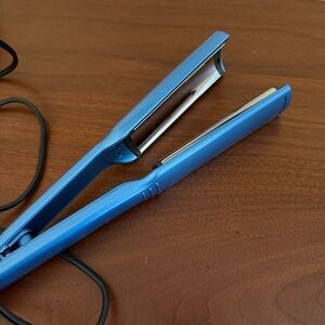 BaByliss C Styler Flat Iron